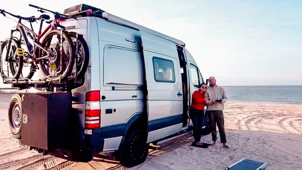 How do you live a nomadic lifestyle?